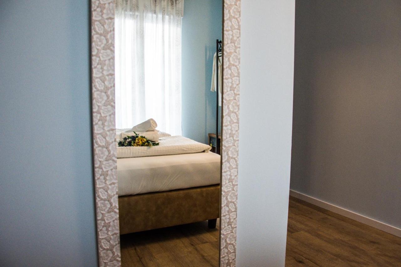 Hotel Eden ตอร์รีเดลเบนาโก ภายนอก รูปภาพ