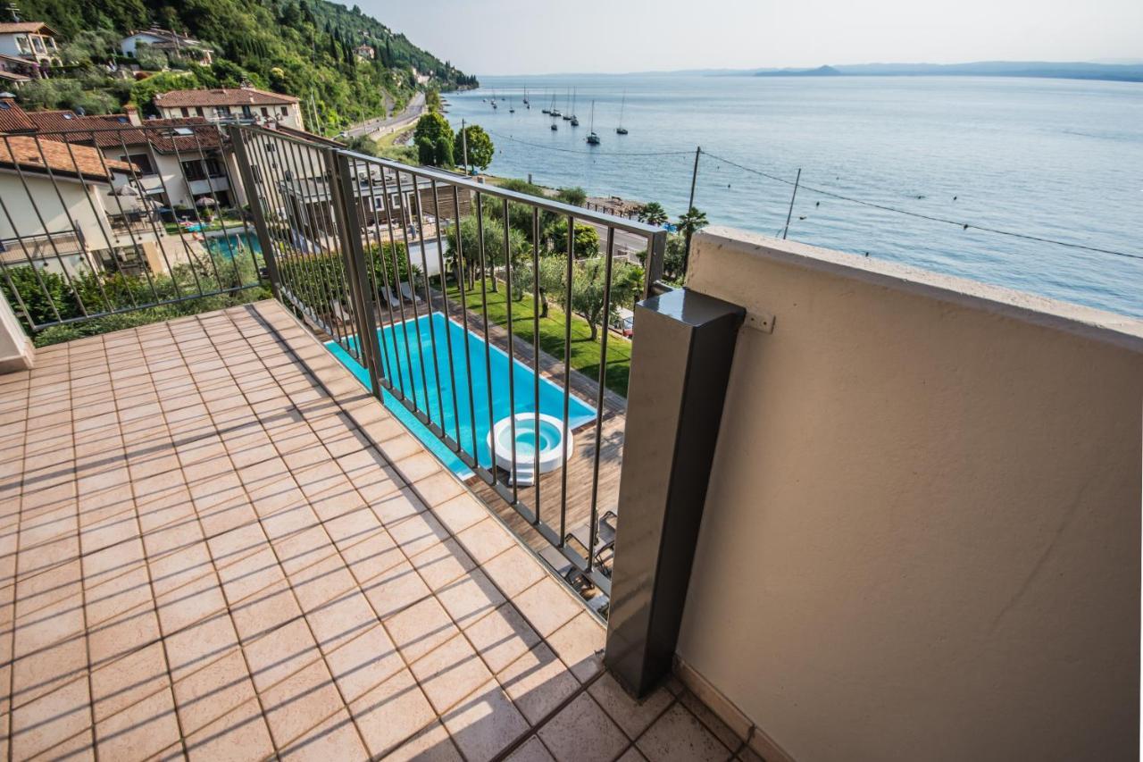 Hotel Eden ตอร์รีเดลเบนาโก ภายนอก รูปภาพ