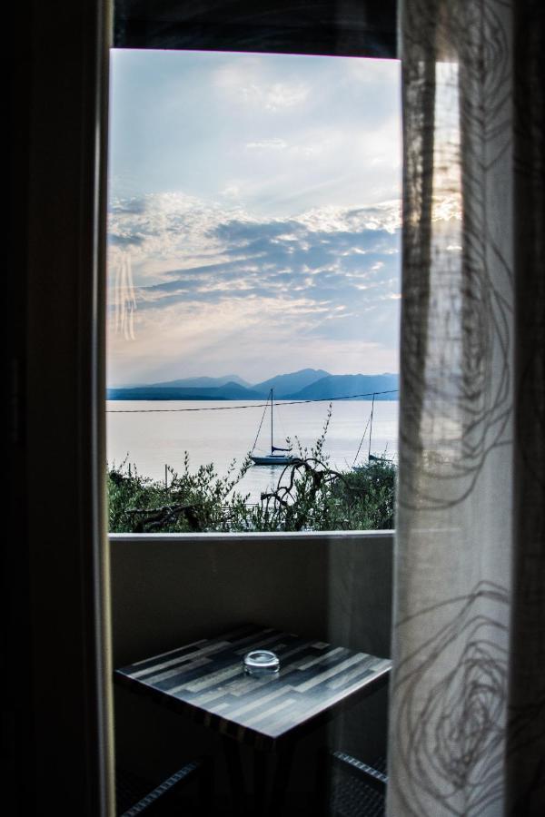 Hotel Eden ตอร์รีเดลเบนาโก ภายนอก รูปภาพ