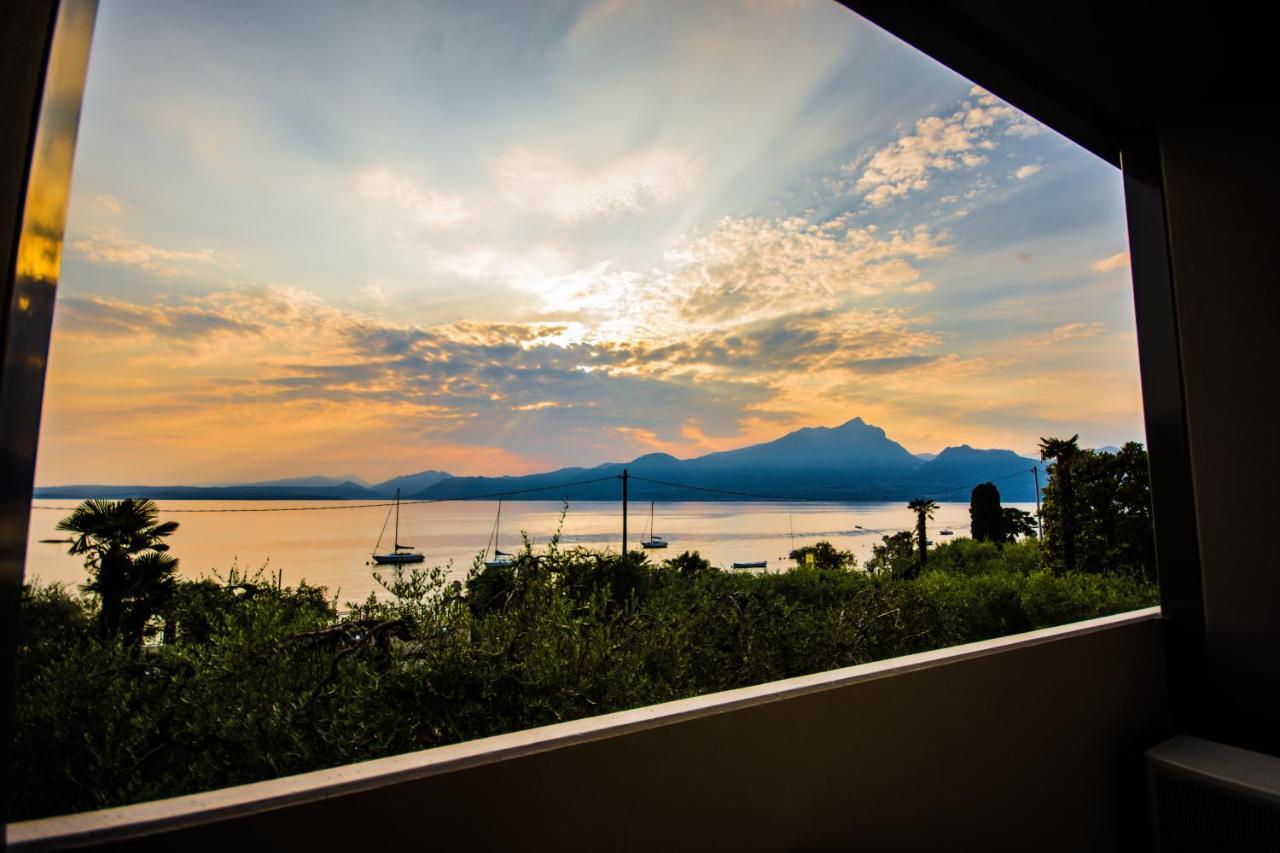 Hotel Eden ตอร์รีเดลเบนาโก ภายนอก รูปภาพ